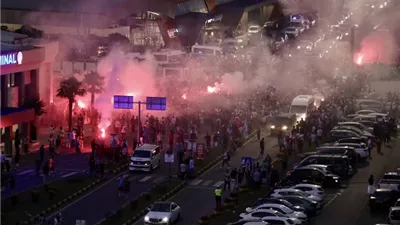 علاء مبارك يهنئ محمد صلاح بعد انتقاله إلى ناديه التركي: استقبال كبير لنجم مصر