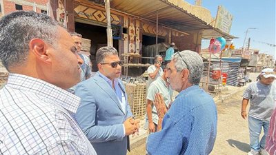 حملة تفتيش موسعة بحي الجناين بالسويس لتعزيز الانضباط وتحسين الخدمات