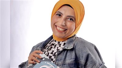 صانعة محتوى تدافع عن مطعم شهير طرد سيدة بسبب الصلاة: المدير أخطأ لكن انتظروا التحقيقات