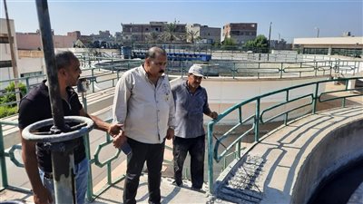رئيس مياه دمياط يتابع انتظام التشغيل بمحطة معالجة أولاد خلف