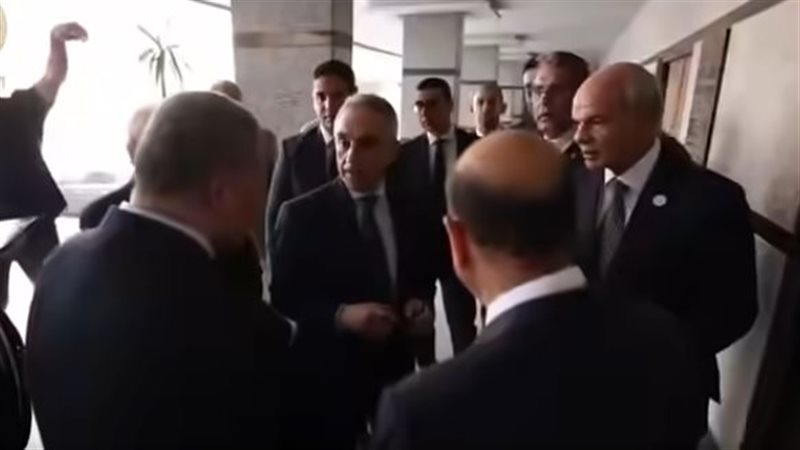 جانب من الحدث 
