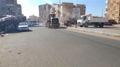 حي عتاقة يواصل حملات النظافة ورفع المخلفات بمدينة السلام 2 والحرية