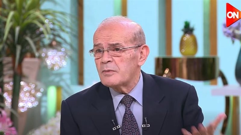 الدكتور أحمد يوسف