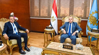 محافظ الغربية يستقبل نقيب محامي غرب طنطا لبحث سبل التعاون المشترك لخدمة المواطنين