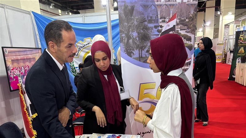 إقبال كبير على جناح