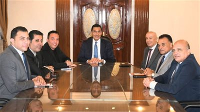 وزير الشباب والرياضة يبحث الاستثمار في المنشآت واكتشاف المواهب