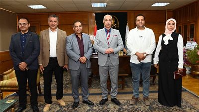 رئيس جامعة أسيوط يستقبل وفد مديرية الصحة لبحث تعزيز التعاون وتطوير الخدمات الطبية