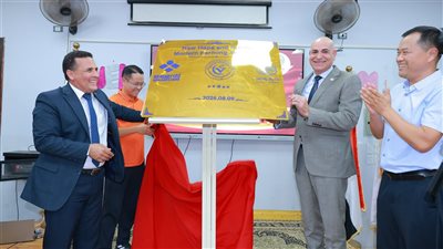 رئيس جامعة السادات يدشن دورة تدريبية متخصصة في أساليب التربية الحديثة للدواجن