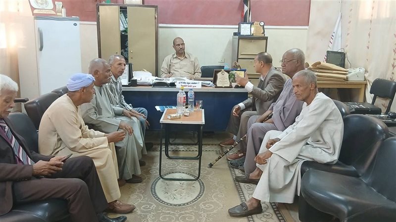 اجتماع مجلس الأمناء