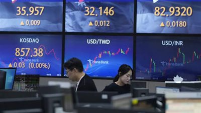 تباين الأسهم الآسيوية واستقرار أسعار النفط وسط أزمة مضيق هرمز 