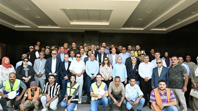 رئيس الوزراء يتفقد أعمال تنفيذ مشروع مستشفى السنطة المركزي الجديد