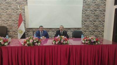 كلية حقوق بنها تنظم ندوة حول مهارات البحث العلمي وإعداد الدراسات القانونية