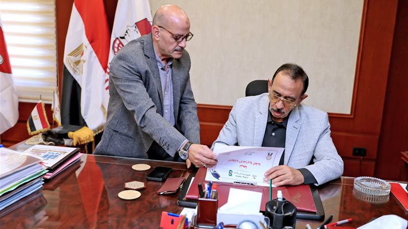 محافظ سوهاج يعتمد
