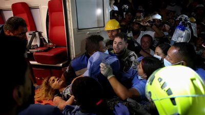كيف نجت بعد 38 ساعة تحت الأنقاض؟ قصة أم هزت كولومبيا بعد الزلزال