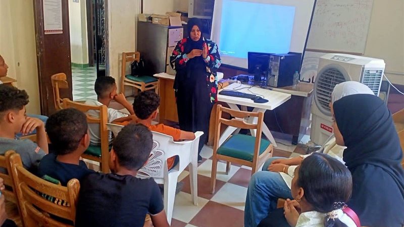 جانب من الندوة