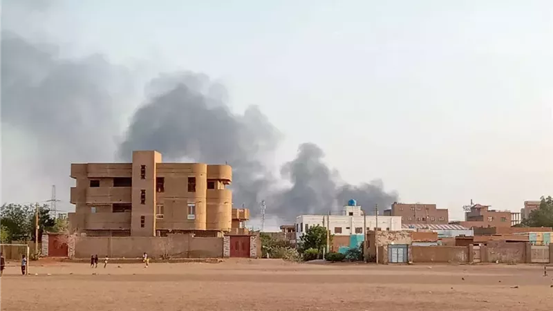 قصف الدعم السريع