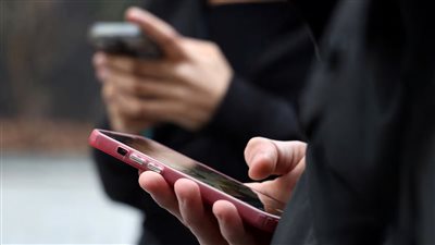 بعد إقرار القانون.. لماذا أوقفت المحكمة الفرنسية حظر السوشيال ميديا للأطفال؟