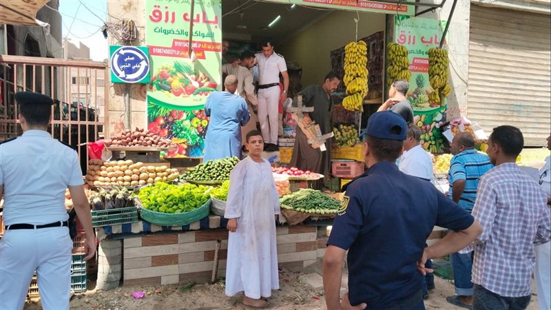 حملة مكبرة على المحلات