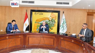 محافظ الفيوم يتابع الموقف التنفيذي لمشروعات القرض الأوروبي  
