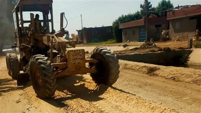  محافظ كفر الشيخ يتابع رفع كفاءة طريق 