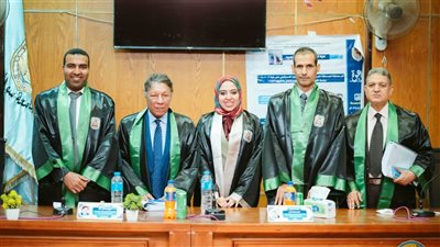 باحثة بإعلام سوهاج تحصل على الماجستير بامتياز عن تغطية الصحافة العربية للعدوان