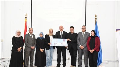 جامعة قناة السويس تكرّم الطلاب الفائزين في ملتقى البحوث الطلابية والابتكارات
