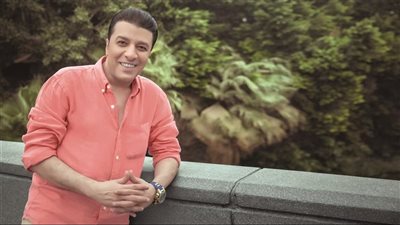 مصطفى كامل: ندعم الحفلات وتنشيط السياحة.. لكن خلع الملابس على المسرح مرفوض