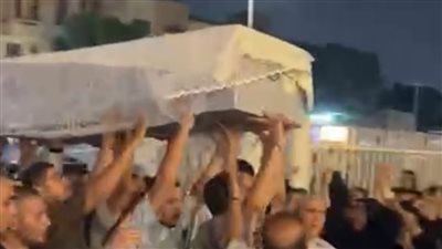 بالزغاريد و طرحة زفافها.. تشييع جنازة عروس المعادي في مسجد عمرو بن العاص 