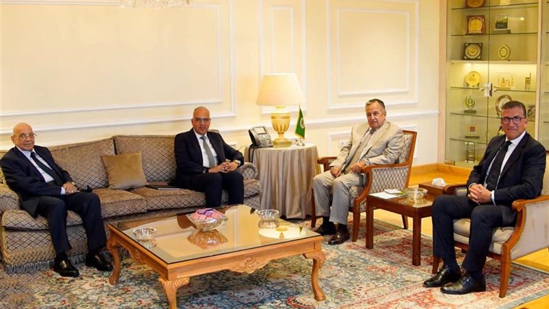 وزير الموارد المائية