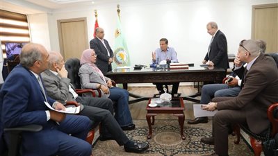 وزيرالزراعة يعقد لقاءه الدوري بأعضاء مجلسي النواب والشيوخ لبحث طلبات المواطنين