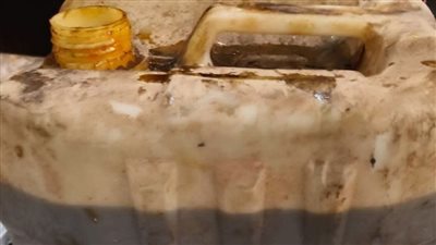 ضبط 117 كيلو زيوت مجهولة المصدر خلال حملة تموينية في بيلا بكفر الشيخ
