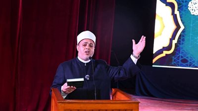 بحضور المحافظ.. وكيل وزارة الأوقاف يشهد احتفال جامعة أسيوط بذكرى المولد النبوي