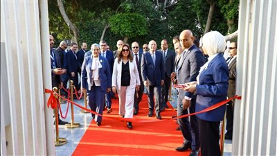 منال عوض تفتتح «بازار صعيد مصر» لدعم الحرف التراثية واليدوية | صور 