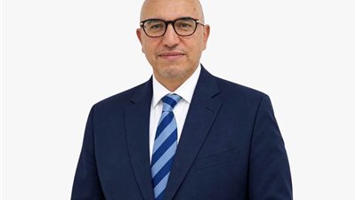 نقابة الأطباء تهنئ الدكتور أحمد مصطفى لانتخابه بمجلس محافظي الجمعية للجلوكوما