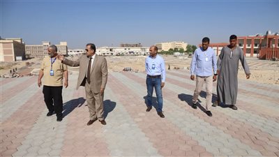 رئيس جامعة قنا يتابع تنفيذ مشروعات التطوير ورفع كفاءة المنشآت والمرافق