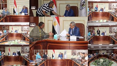 خلال اللقاء المفتوح.. محافظ بني سويف يناقش مطالب واحتياجات المواطنين|صور