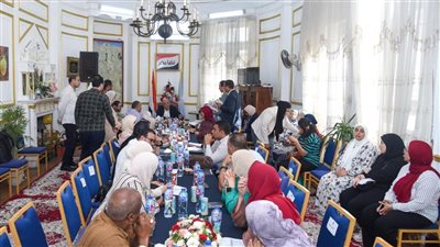 خلال لقائ جماهيري.. محافظ الإسكندرية: الاستجابة الفورية لشكاوى المواطنين أولوية قصوى