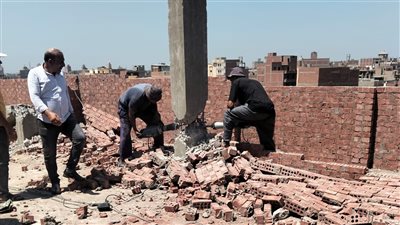 محافظ الدقهلية يتابع أعمال إزالة البناء المخالف بمركزي ميت غمر والسنبلاوين