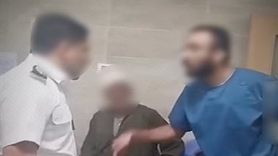 بعد تداول فيديو المشادة.. مساءلة ضابط إداريًا عقب واقعة مستشفى سوهاج