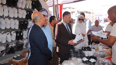 محافظ دمياط يفتتح معرض المستلزمات المدرسية بحزب مستقبل وطن في السنانية اليوم