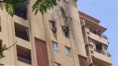 المعمل الجنائي يفحص حريق شقة سكنية في سبورتنج بالاسكندريه 