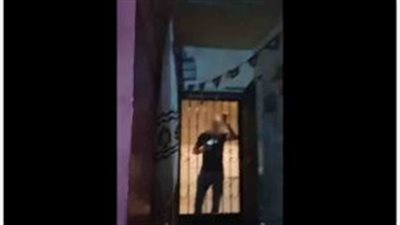 كشف ملابسات فيديو تهجم شخص على مسكن سيدة وضبط مرتكب الواقعة