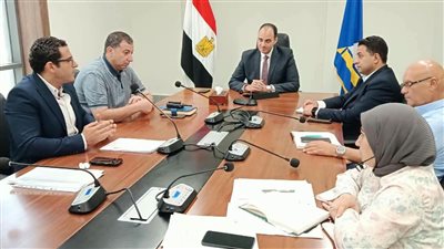 نائب محافظ دمياط يتابع إجراءات تيسير إنشاء وتشغيل محطات المحمول بالمحافظة