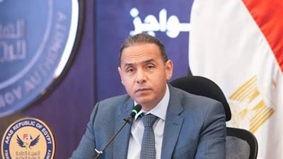 إسلام عزام يعقد لقاء لتفعيل 