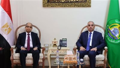 محافظ الإسماعيلية يستقبل سفير دولة سريلانكا بالقاهرة لبحث سبل التعاون المشترك 