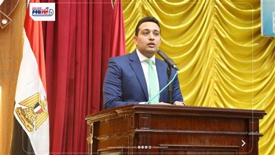  نائب محافظ الفيوم يحاضر بندوة عن القيادة ضمن فعاليات معسكر إعداد القادة