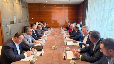 وزير الكهرباء يناقش مع شركة روسية مشروعا متكاملا لتحلية المياه بالضبعة