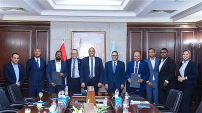 محافظ الإسكندرية يشهد توقيع بروتوكولين لتطوير منظومة جمع وإعادة تدوير المخلفات