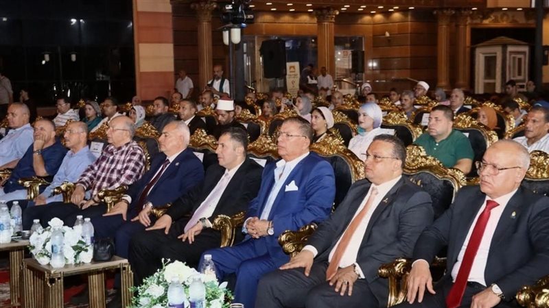 محافظ دمياط يشهد