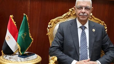 رئيس جامعة المنوفية يصدر قرارات جديدة.. تعيين وتجديد رؤساء أقسام ووكلاء كليات